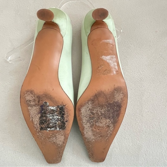 Stuart Weitzman Vintage Satin Kitten Heels Squared Toe 9.5 B - Picture 8 of 9